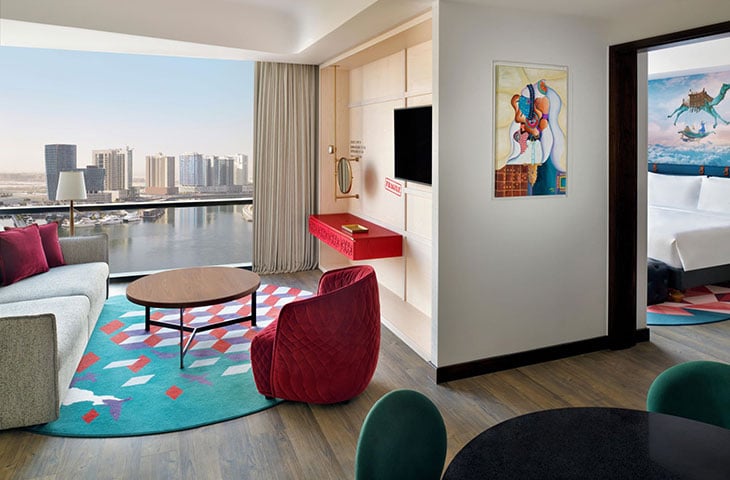 pom_hotel-indigo-dubai-downtown_design-suite