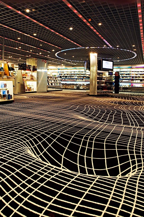 Carpet - optical illusion 1